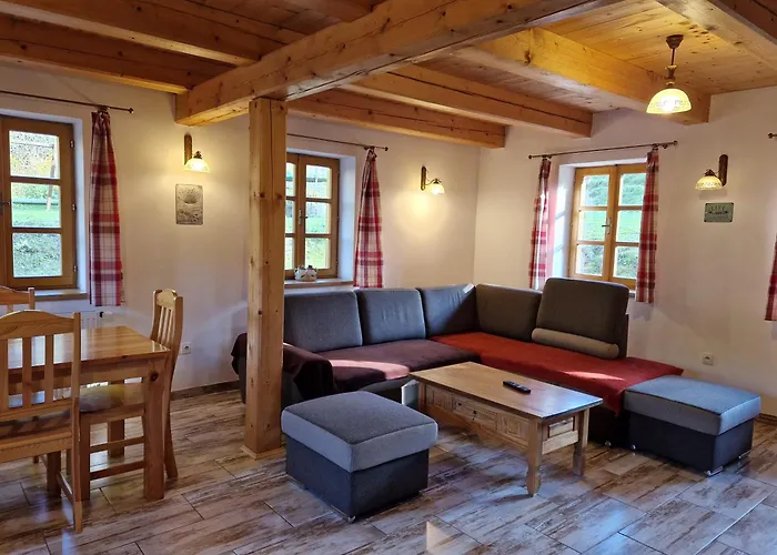 別荘 Pod Strani - *